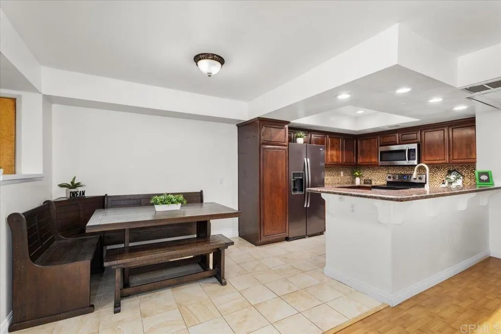 Photo #6: PTP2505488 Listing 