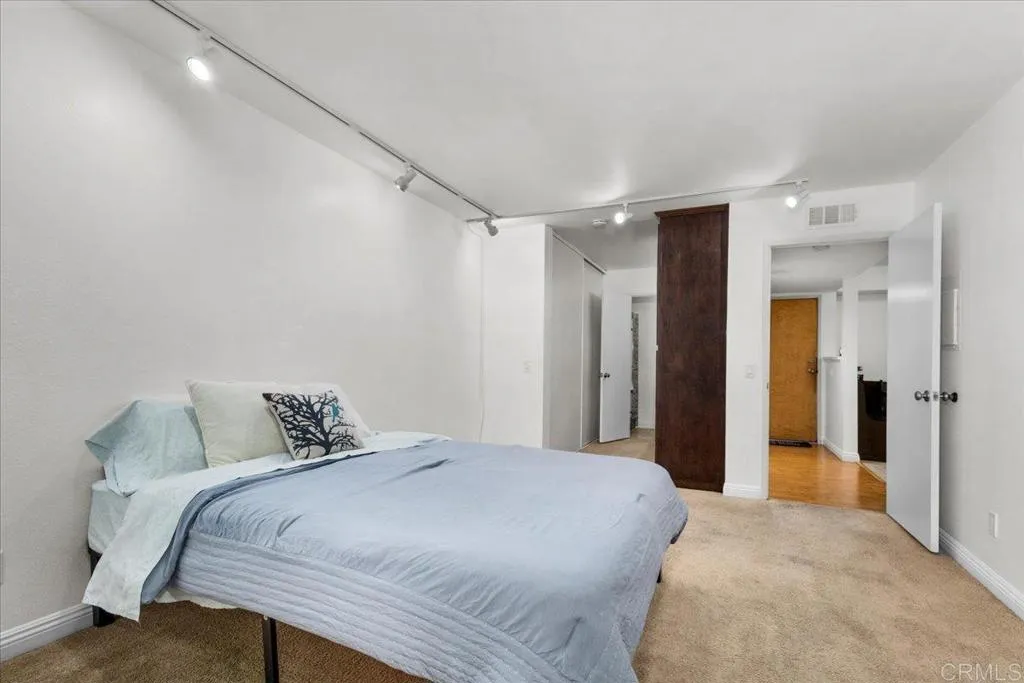 Photo #12: PTP2505488 Listing: Photo #12