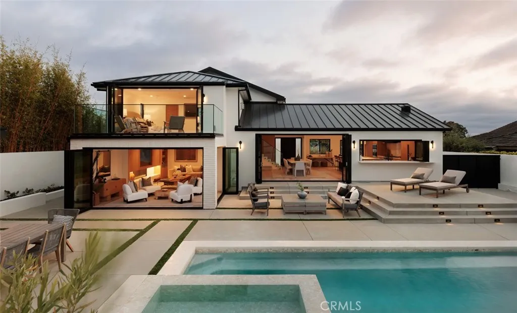 919  Sandcastle Drive