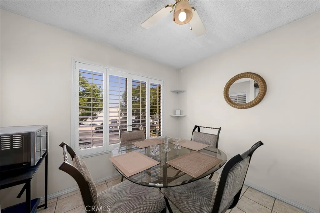 Photo #7: SW25162558 Listing: Photo #7