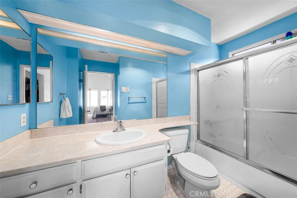 Photo #11: SW25162558 Listing: Photo #11