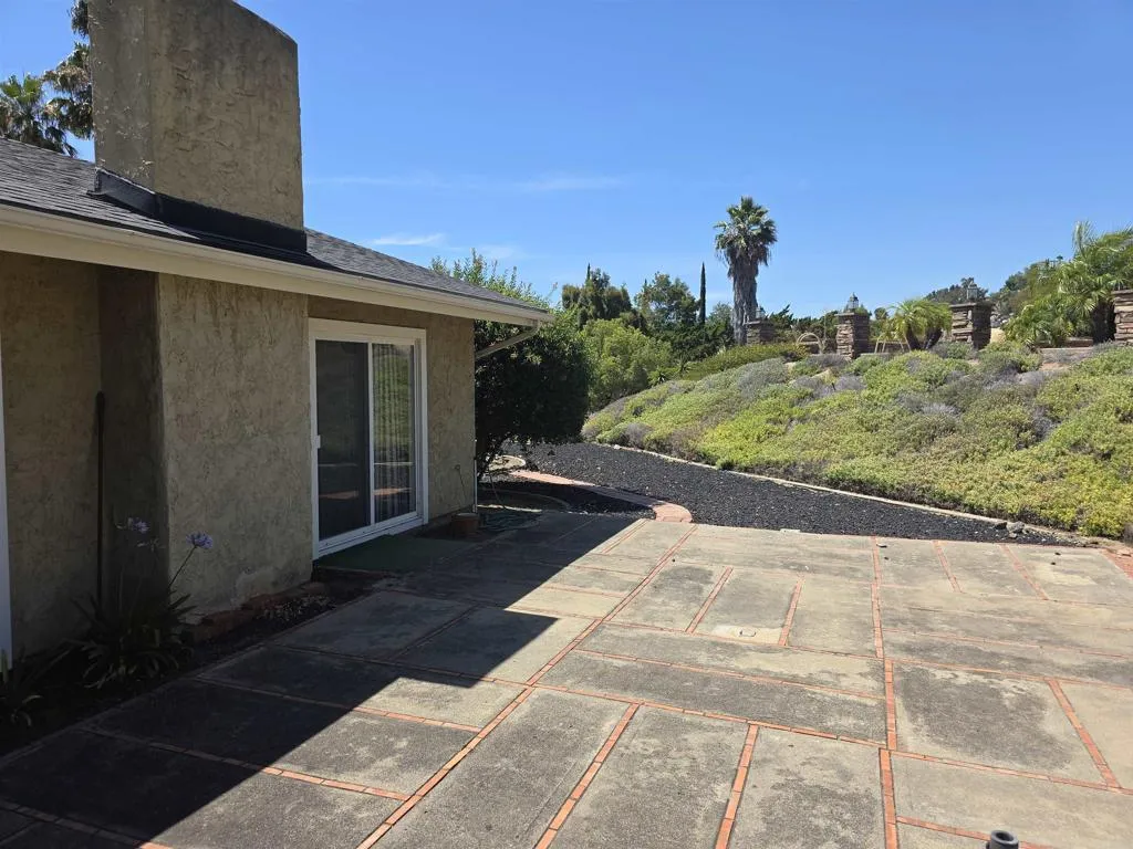 https://cdn.realtyfeed.com/cdn/127/306497217/6ccacde42a7a2145788789d87bafd991.webp