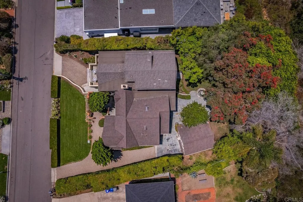 https://cdn.realtyfeed.com/cdn/127/306497254/f79f56d8486e275fd36cb0696df49d70.webp