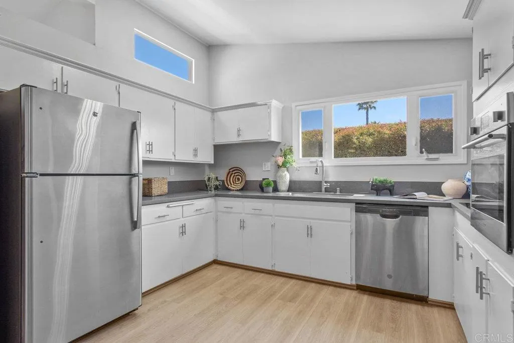 https://cdn.realtyfeed.com/cdn/127/306497272/c5626a2f54d35a4614e71299cd16823f.webp