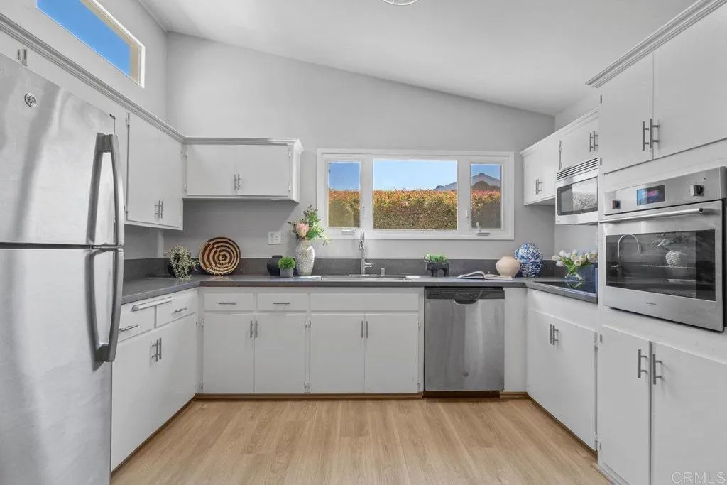 https://cdn.realtyfeed.com/cdn/127/306497272/d6cac22da1e9a7ae4ba1c5857f762c2a.webp