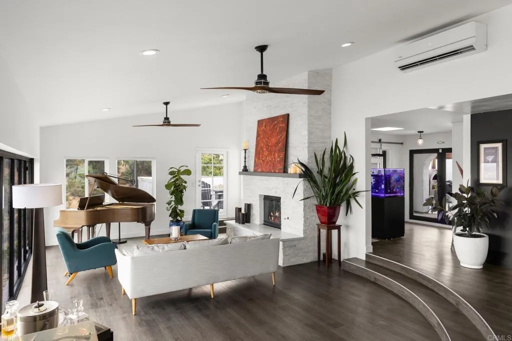 https://cdn.realtyfeed.com/cdn/127/306497293/25b1b2f1d310e4828019820631f8d1f2.webp