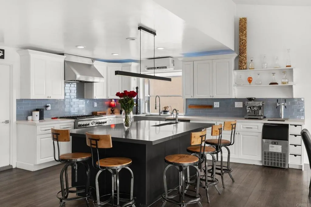 https://cdn.realtyfeed.com/cdn/127/306497293/294993f294dc78057a71f104b38229b1.webp