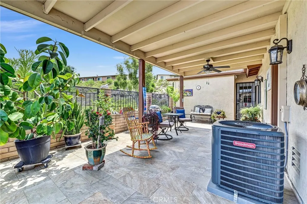 Photo #15: OC25158308 Listing: Photo #15