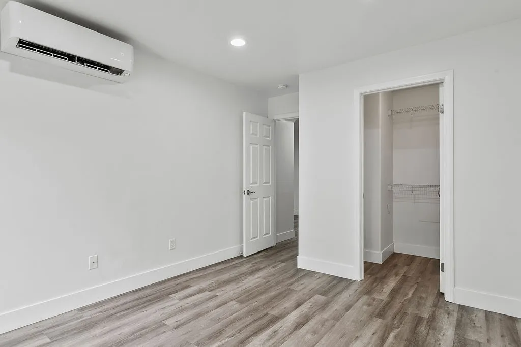 Photo #17: PW25146249 Listing: Photo #17