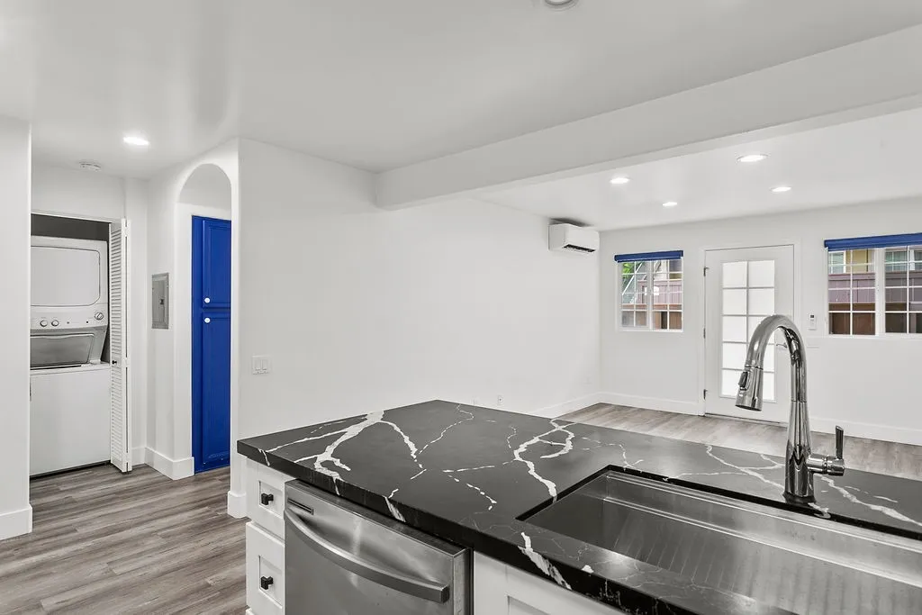Photo #11: PW25146249 Listing: Photo #11