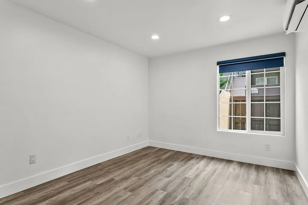 Photo #16: PW25146249 Listing: Photo #16