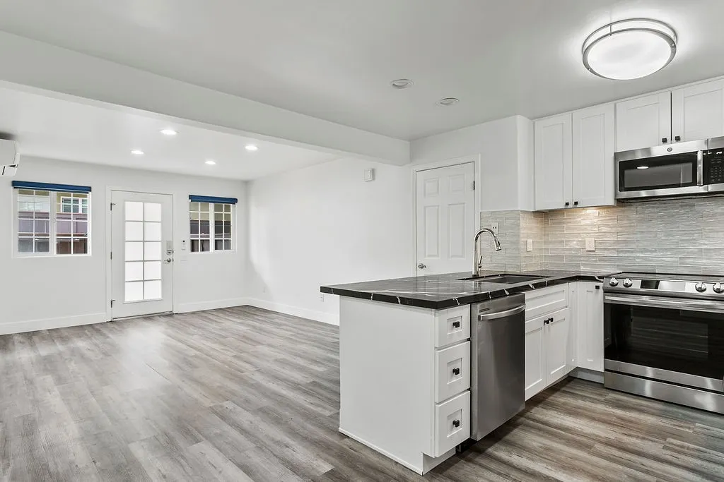 Photo #12: PW25146249 Listing: Photo #12