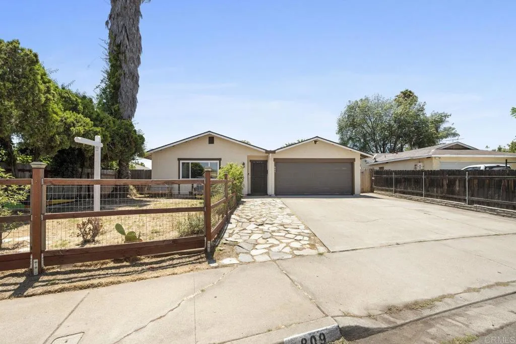 https://cdn.realtyfeed.com/cdn/127/306497317/e8261b6d7ebb11df6ad580a04aad5aa6.webp