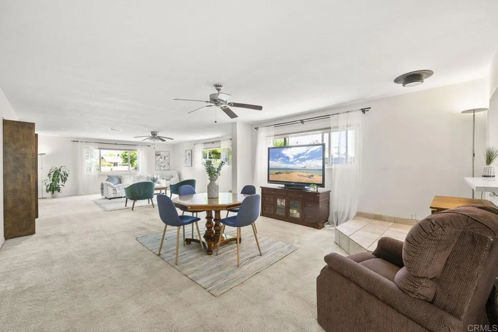 https://cdn.realtyfeed.com/cdn/127/306497317/f7e6321a67cbba2a8fa8caeeb8d8b922.webp