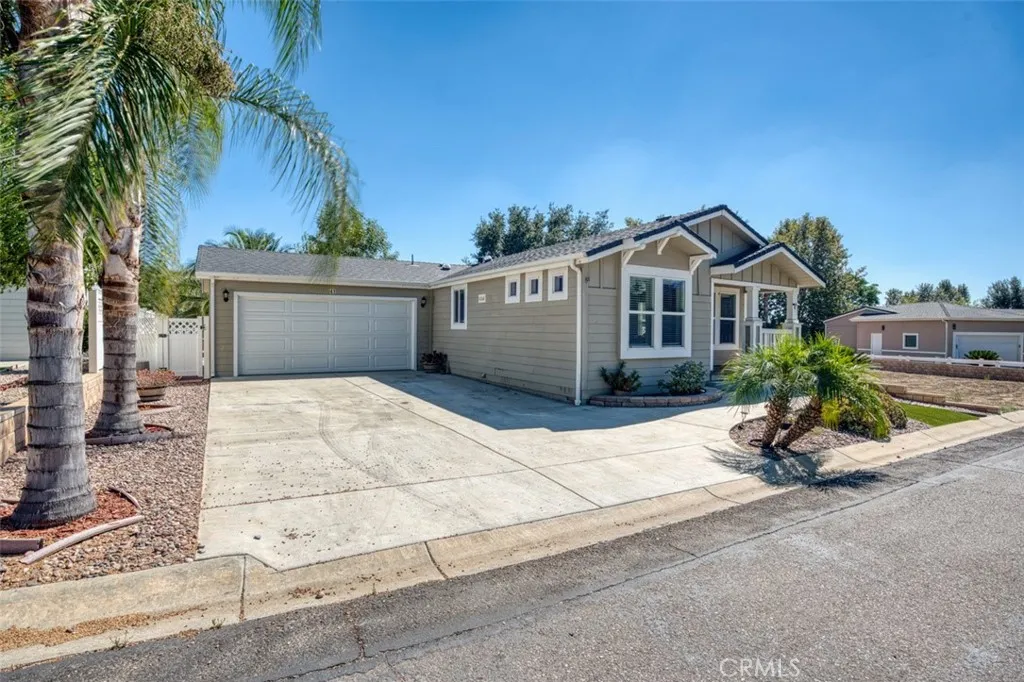 https://cdn.realtyfeed.com/cdn/127/306497328/45bd4acebc5afc329bfc0aec4f8d2697.webp