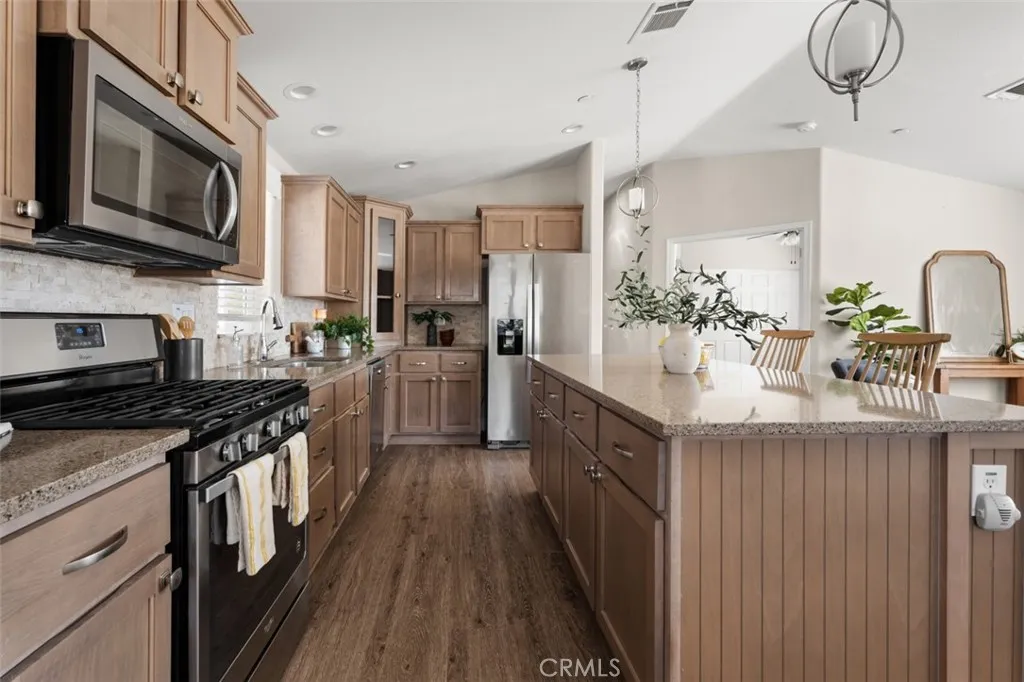 https://cdn.realtyfeed.com/cdn/127/306497328/607a6a3ef873942a47a4621ed14728c8.webp
