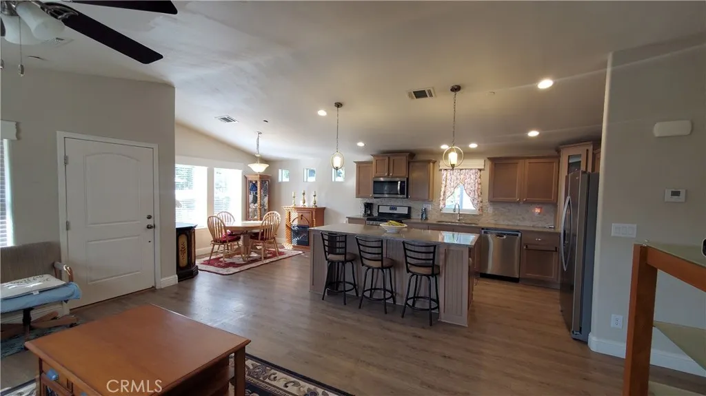 https://cdn.realtyfeed.com/cdn/127/306497328/88eb770eff30737e7618f2bf0d9b8dca.webp