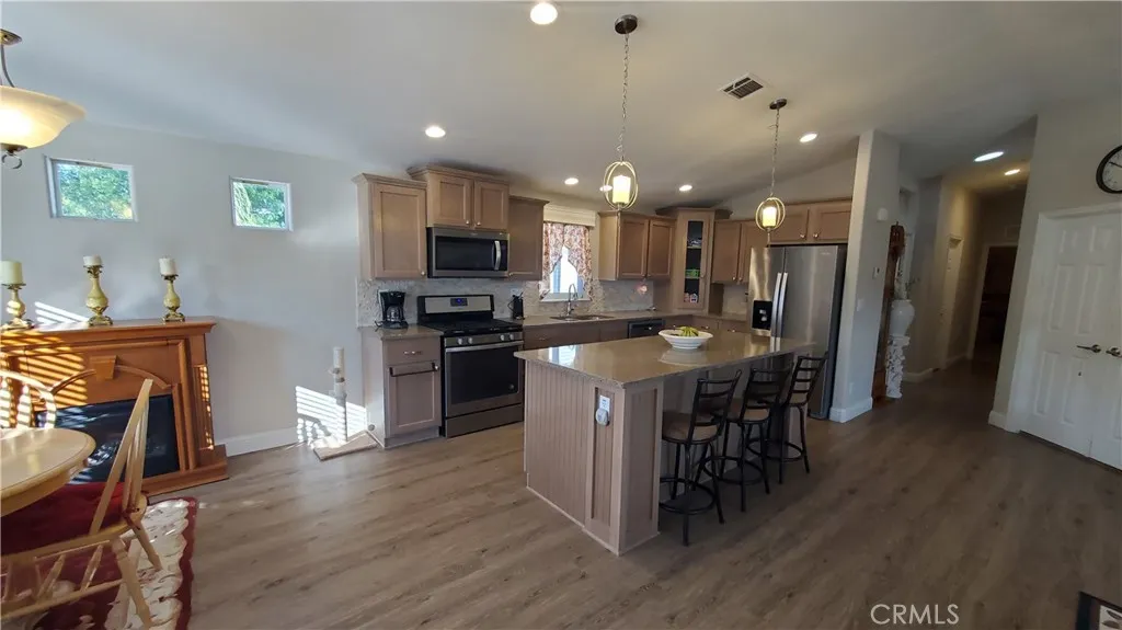 https://cdn.realtyfeed.com/cdn/127/306497328/d326821e010c762cb5b40b897b696891.webp