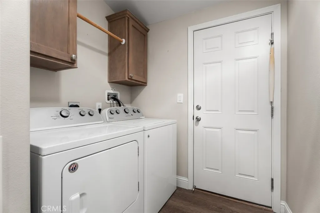 https://cdn.realtyfeed.com/cdn/127/306497328/d3fde0fd06fe69425ea1ce9eda15ee41.webp