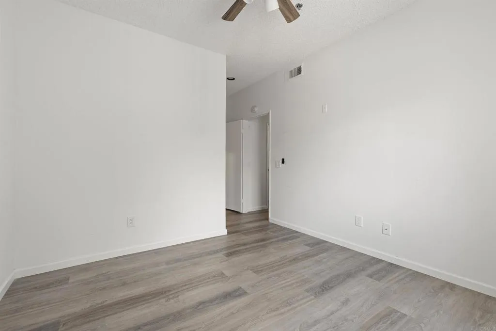 https://cdn.realtyfeed.com/cdn/127/306497358/1fa19374360019f216d0f4b8875b2072.webp