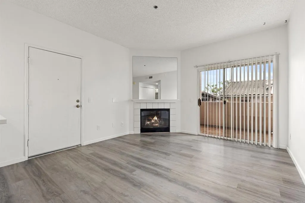 https://cdn.realtyfeed.com/cdn/127/306497358/720509c830a347656850b9793519e8ef.webp