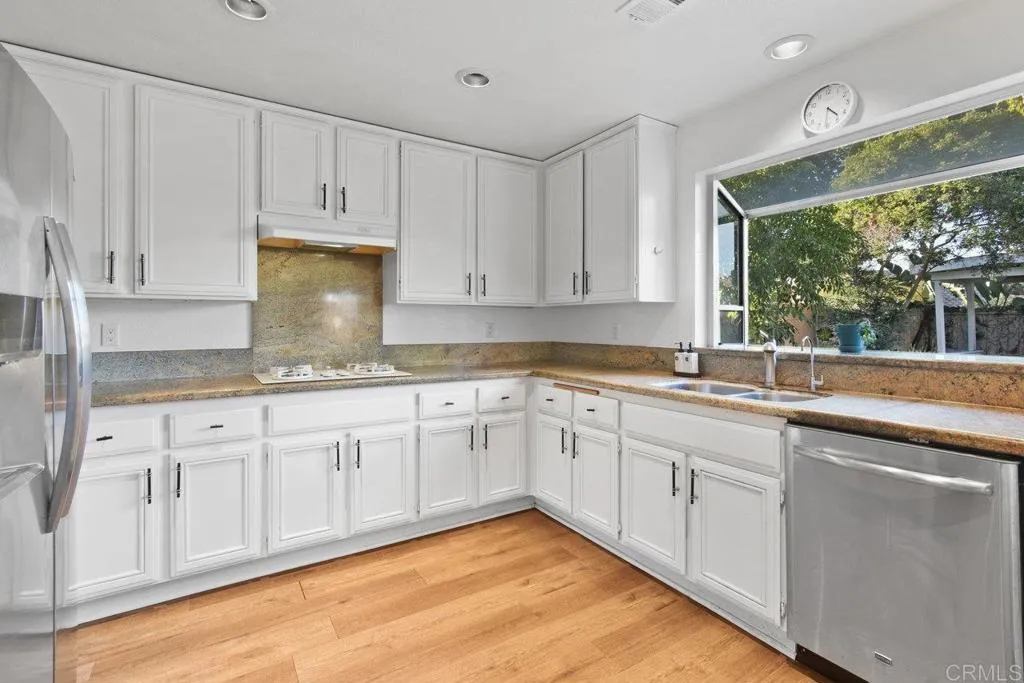 https://cdn.realtyfeed.com/cdn/127/306497378/d0d480e6a731500f3e81ff2003bf3d36.webp