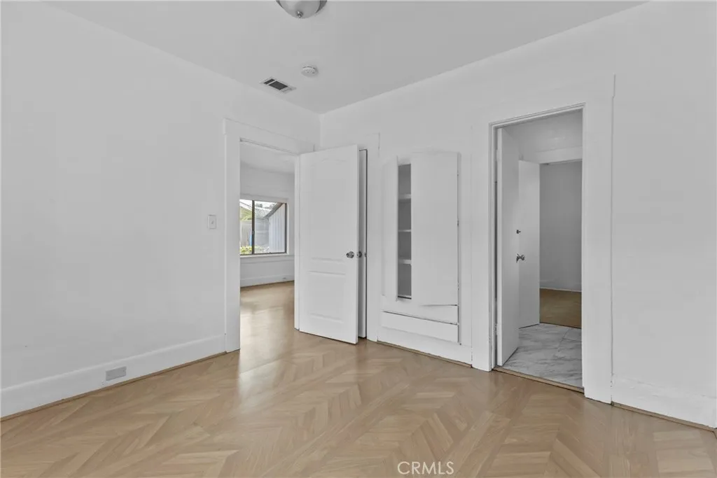 Photo #9: SW25158031 Listing: Photo #9