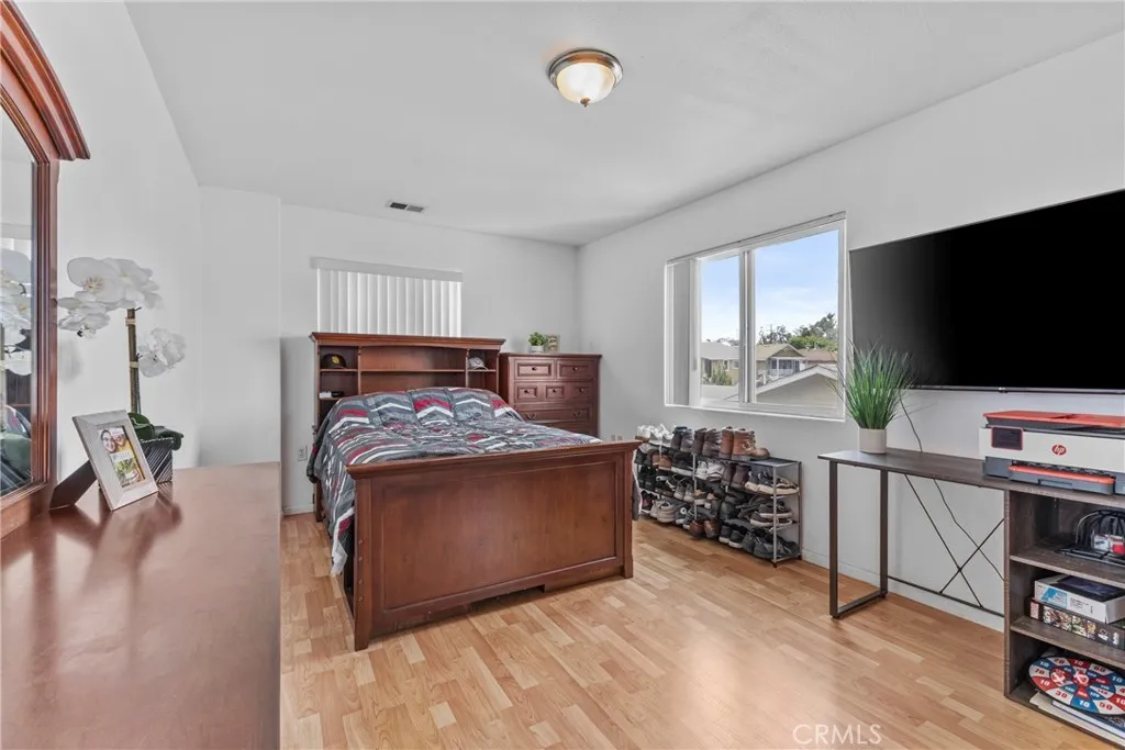 Photo #36: SW25158031 Listing: Photo #36