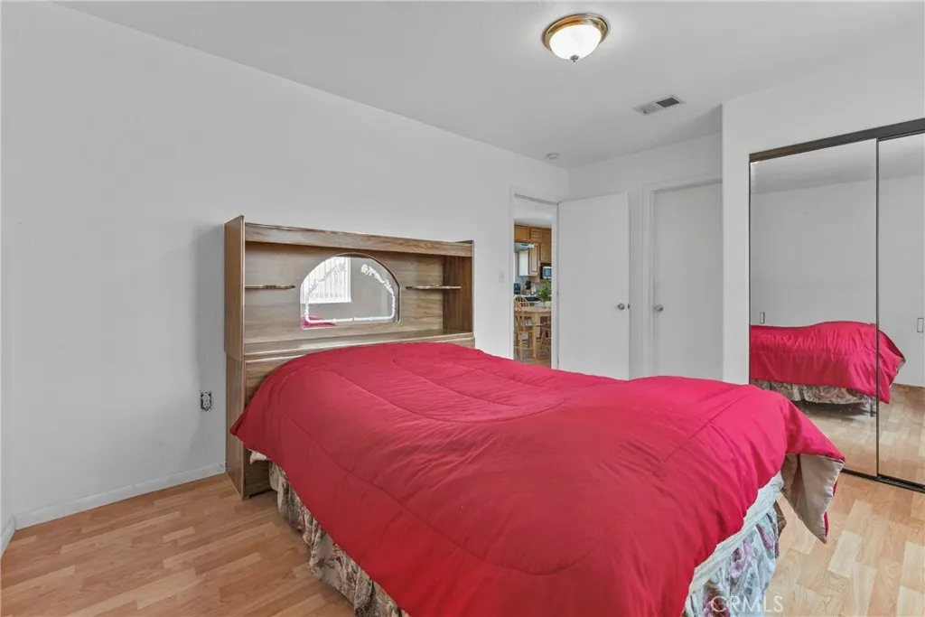 Photo #23: SW25158031 Listing: Photo #23