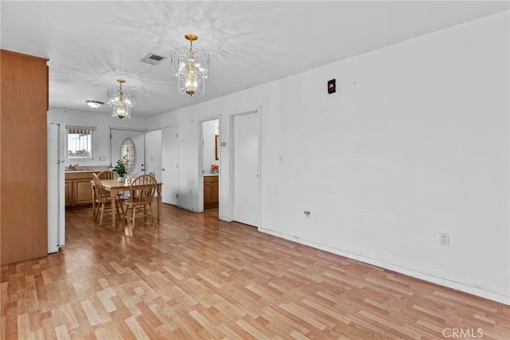 Photo #21: SW25158031 Listing: Photo #21