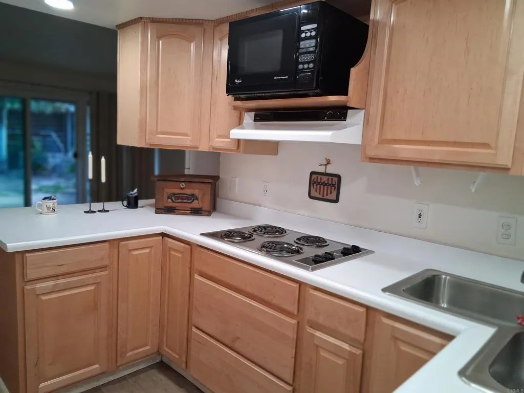 https://cdn.realtyfeed.com/cdn/127/306497451/a6c5e954ef9fdd2d776e8ae9690d183d.webp