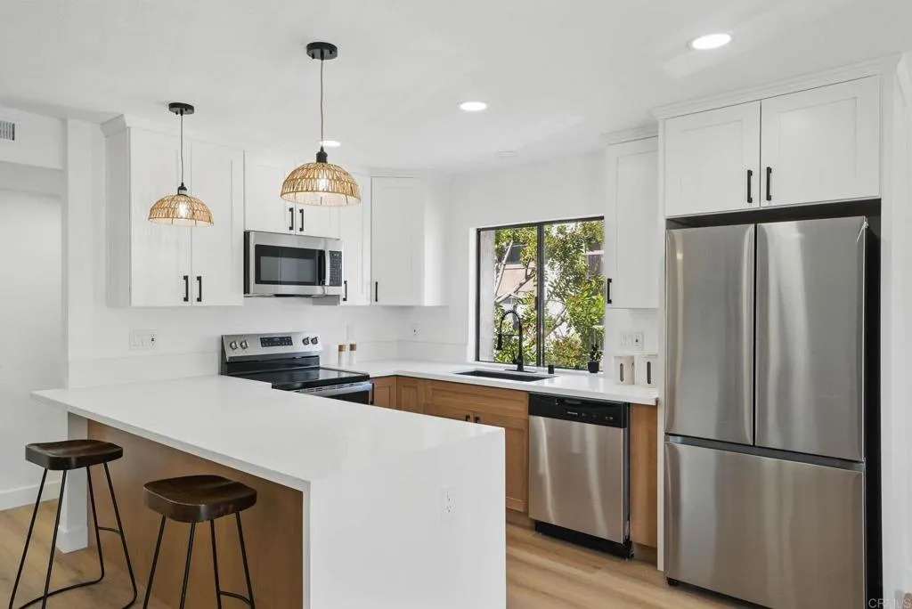 Photo #6: PTP2505500 Listing 
