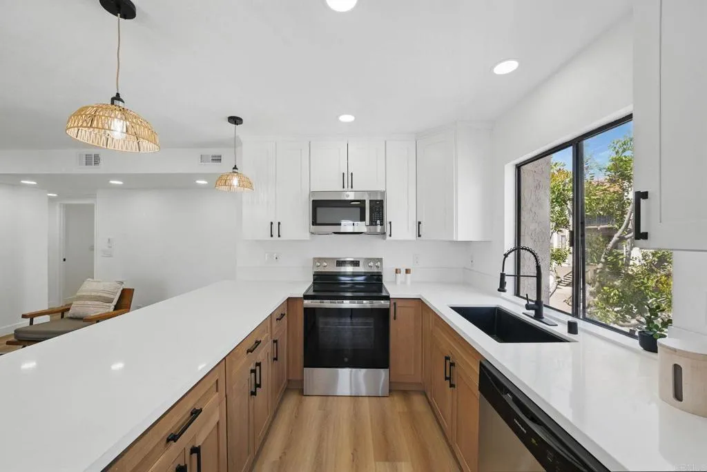 Photo #7: PTP2505500 Listing: Photo #7
