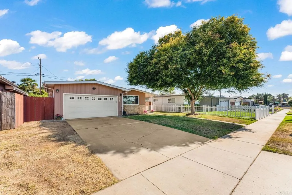 https://cdn.realtyfeed.com/cdn/127/306497619/b57c4ef9b965ecc2bac2b8b35944cc1b.webp