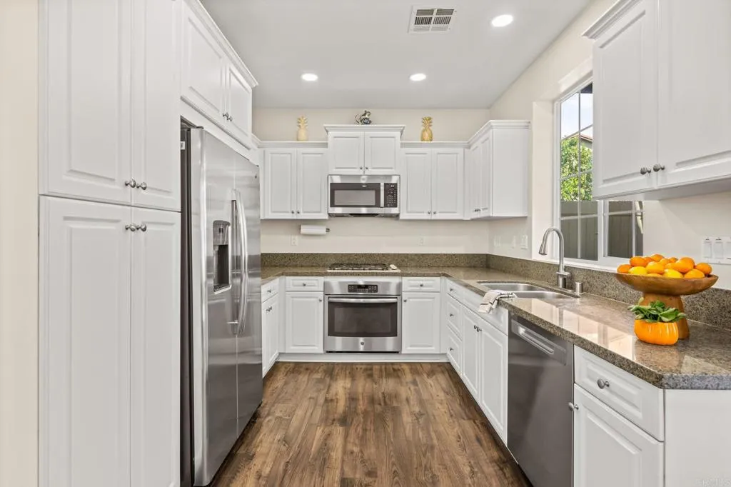 https://cdn.realtyfeed.com/cdn/127/306497721/61e82d4cc0c7f862482c3e851f147035.webp