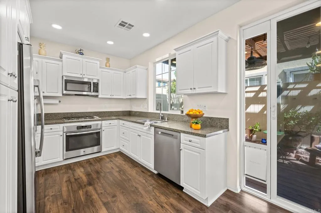 https://cdn.realtyfeed.com/cdn/127/306497721/dd54ab122fbd6d4291639b647e2399dc.webp