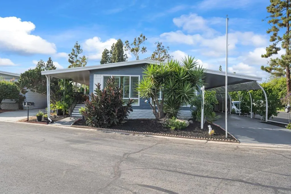 https://cdn.realtyfeed.com/cdn/127/306497734/2d57a2023374d0ecd25e58882af3b559.webp