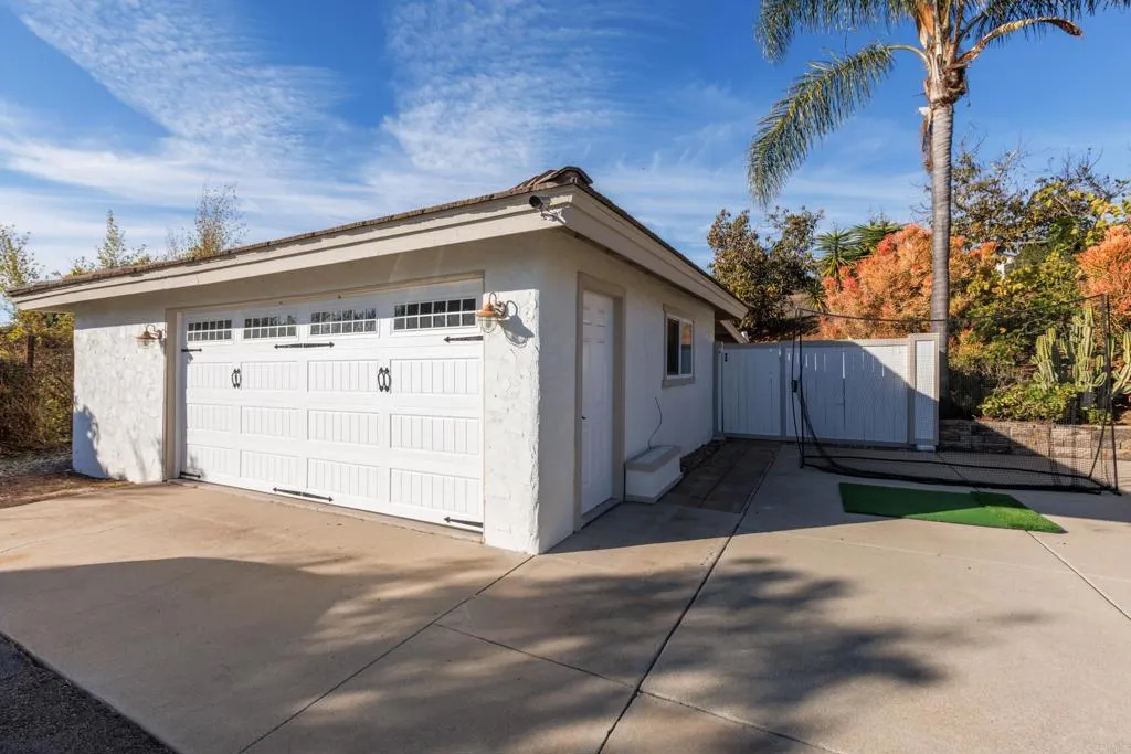 https://cdn.realtyfeed.com/cdn/127/306497855/34bf1355e94db707c7323f77acba20d3.webp