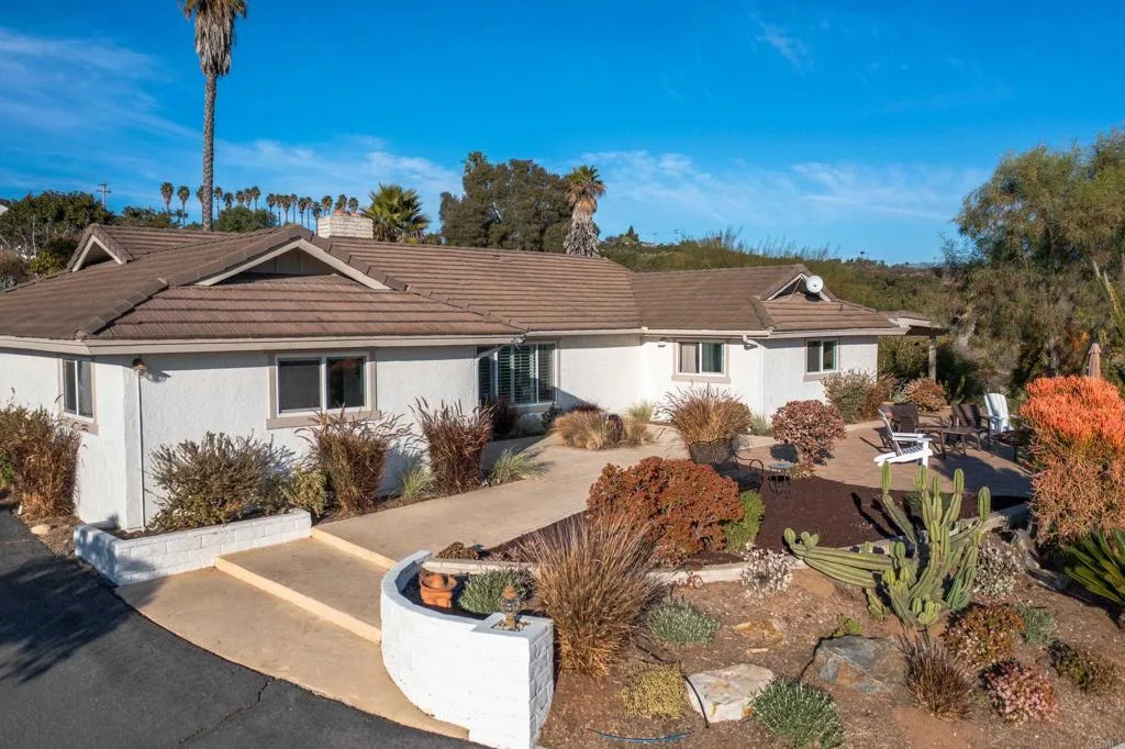 https://cdn.realtyfeed.com/cdn/127/306497855/8ba26837c6709685e0f89e2d893a9ca6.webp