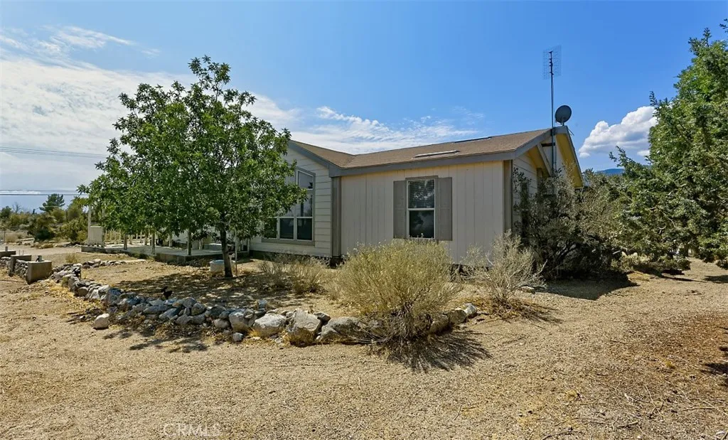 Pinon Hills, CA 92372
