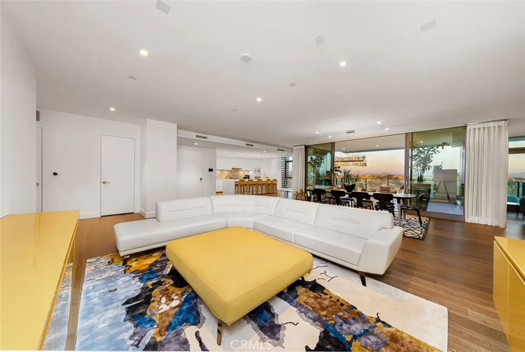 https://cdn.realtyfeed.com/cdn/127/306497944/1dd5471eb838d98b7fef2c8ae584fb0f.webp