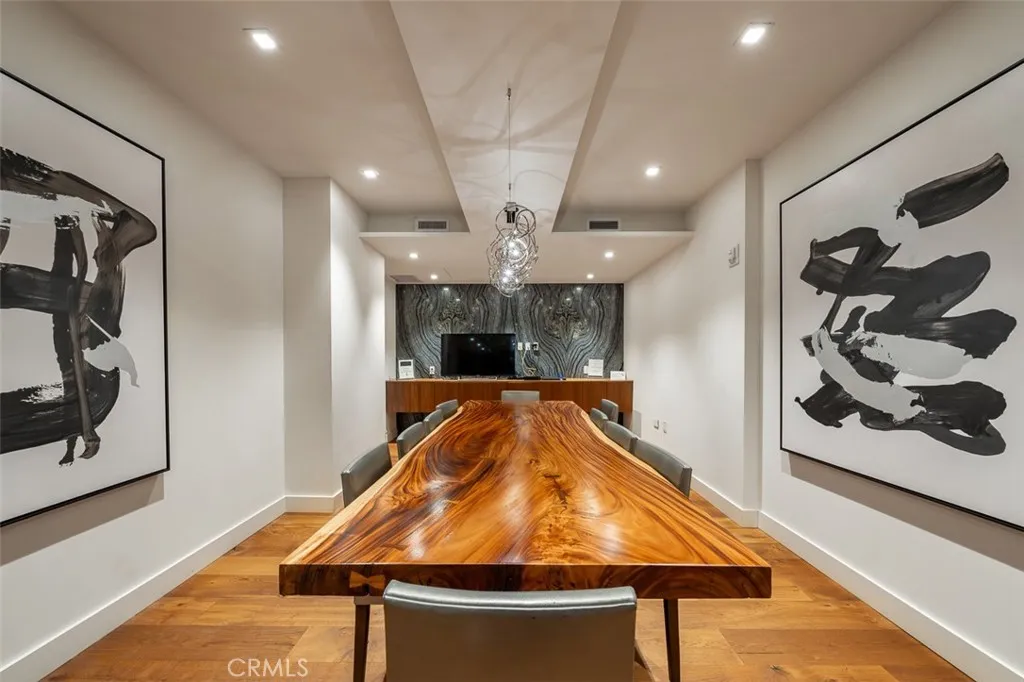 https://cdn.realtyfeed.com/cdn/127/306497944/305fa031daf99b0e8668e9e61fd52b41.webp