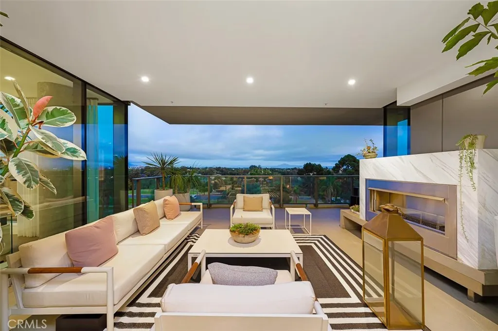 https://cdn.realtyfeed.com/cdn/127/306497944/51d05b49b1d3e79ae185b39584767063.webp