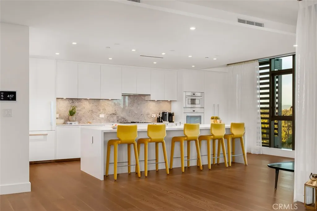 https://cdn.realtyfeed.com/cdn/127/306497944/5a71179e0ac4f10fb2bfae469d8f2dcf.webp