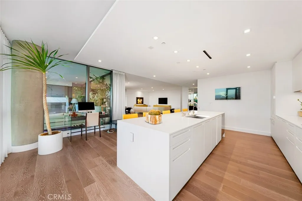 Photo #14: NP25162227 Listing: Photo #14