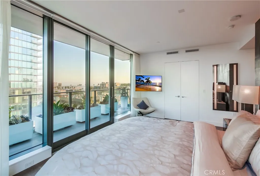 https://cdn.realtyfeed.com/cdn/127/306497944/bc178915f1963bff517b92086134c857.webp