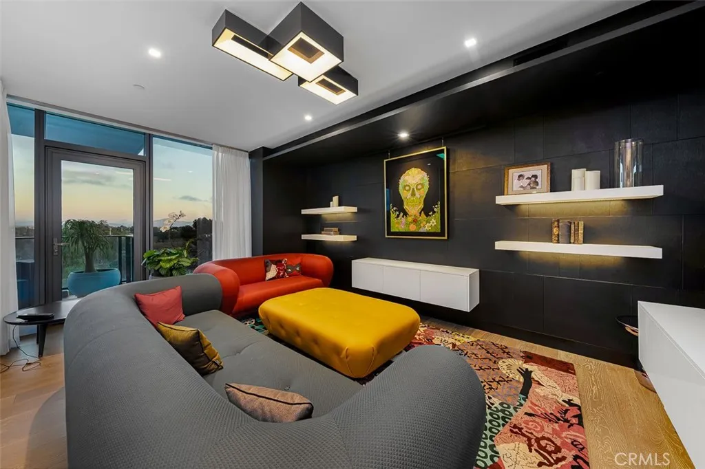 https://cdn.realtyfeed.com/cdn/127/306497944/e980c4e046ed47589aea142d029f3e27.webp