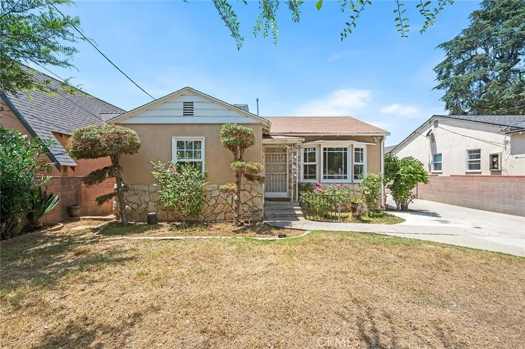626 Omelveny Avenue, San Fernando, CA 91340 - Photo 2 of 22, San Fernando, CA