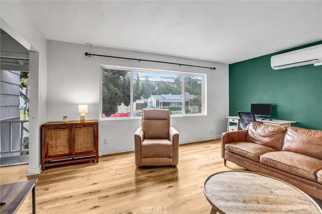 https://cdn.realtyfeed.com/cdn/127/306498025/9fed66c13d5d66c7d4f3f1f9b73614e0.webp