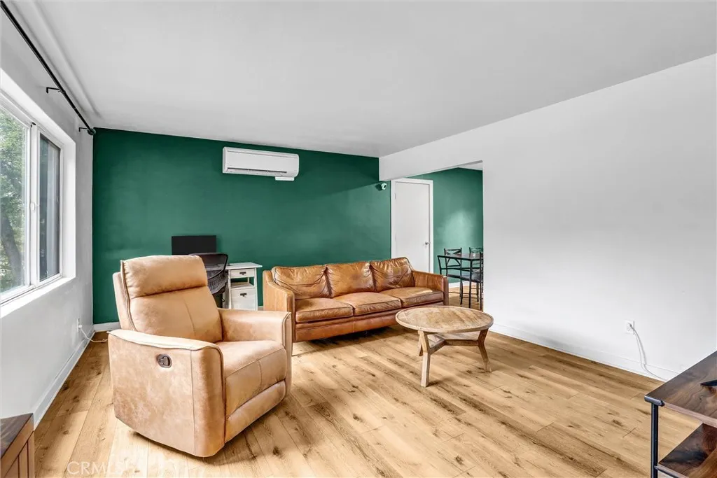 https://cdn.realtyfeed.com/cdn/127/306498025/d3d1be03a044dc3f35adf38d3e470e39.webp